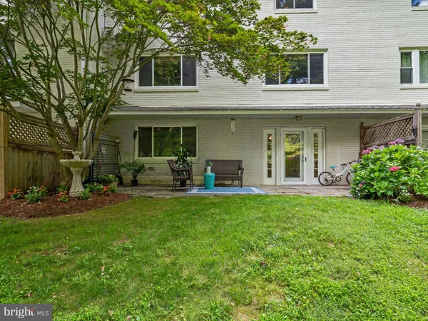 $4,100 | 5343 Pooks Hill Road, Unit 40353, Bethesda, MD 20814