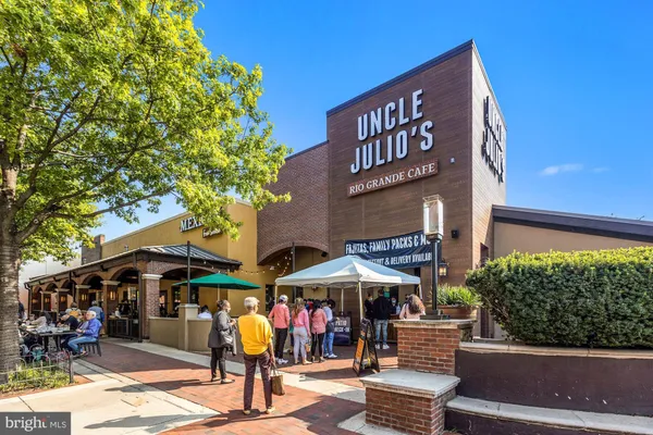 $4,100 | 5343 Pooks Hill Road, Unit 40353, Bethesda, MD 20814