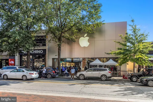 $4,100 | 5343 Pooks Hill Road, Unit 40353, Bethesda, MD 20814