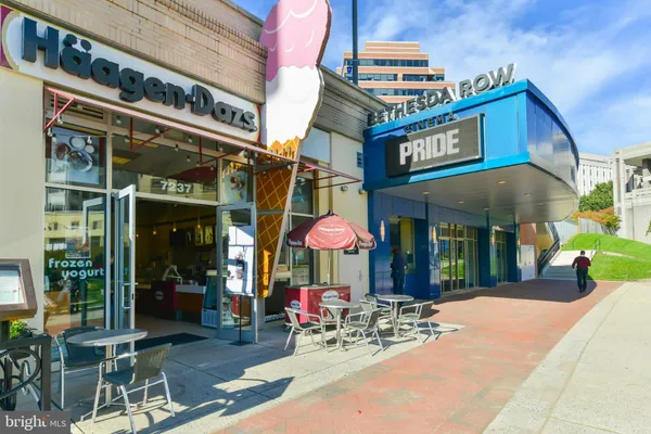 $4,100 | 5343 Pooks Hill Road, Unit 40353, Bethesda, MD 20814