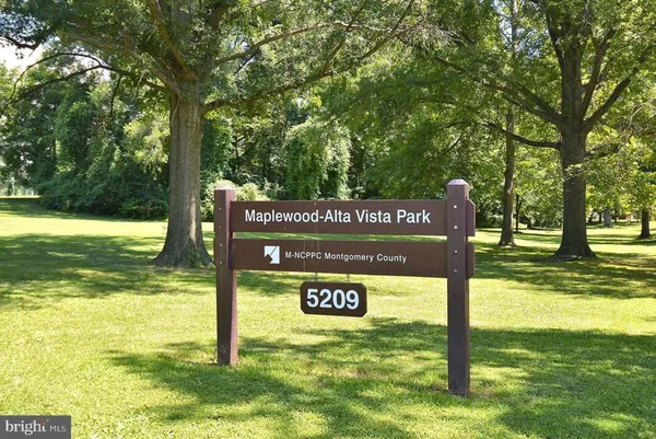 $4,100 | 5343 Pooks Hill Road, Unit 40353, Bethesda, MD 20814