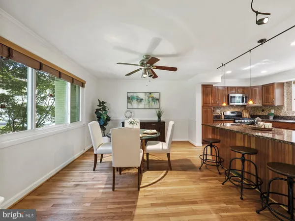 $4,100 | 5343 Pooks Hill Road, Unit 40353, Bethesda, MD 20814