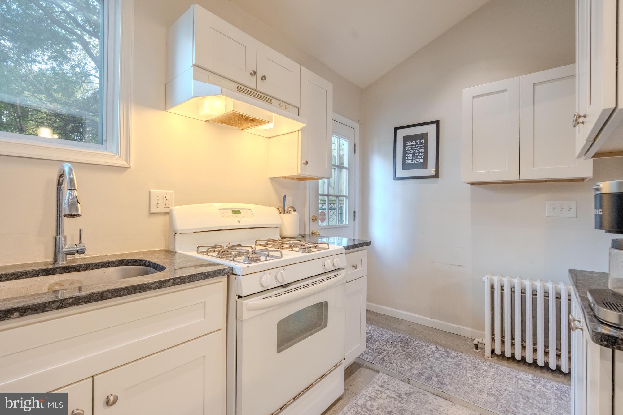 3411 Conrad Street Philadelphia, PA 19129 - Photo 11 of 27