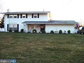 919 Thornton Road Horsham, PA 19044 - Photo 1 of 6 Gallery Image 1