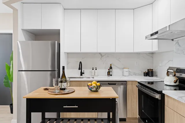 $841,000 | 26-15 4th Street, Unit 5F | Astoria