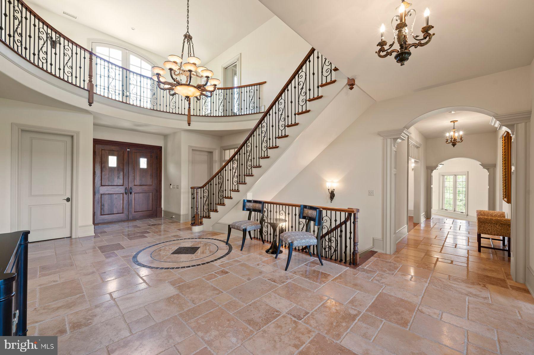 925 Drovers Lane Chester Springs, PA 19425 - Photo 7 of 96 Main home entrance