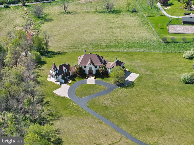 $4,950,000 | 925 Drovers Lane, Chester Springs, PA 19425