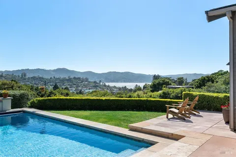 $4,795,000 | 2 Round Hill Terrace, Tiburon, CA 94920