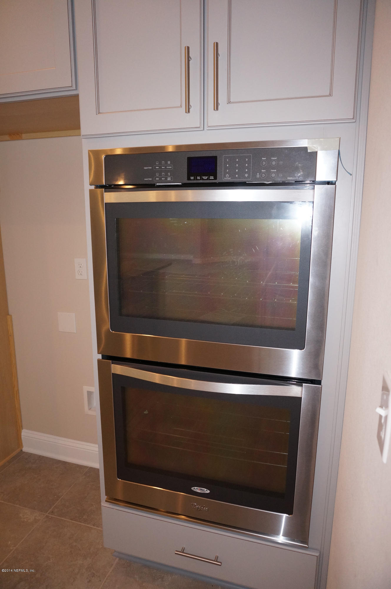 159 Prince Albert Avenue St. Johns, FL 32259 - Photo 25 of 43 a stove top oven sitting inside of a kitchen