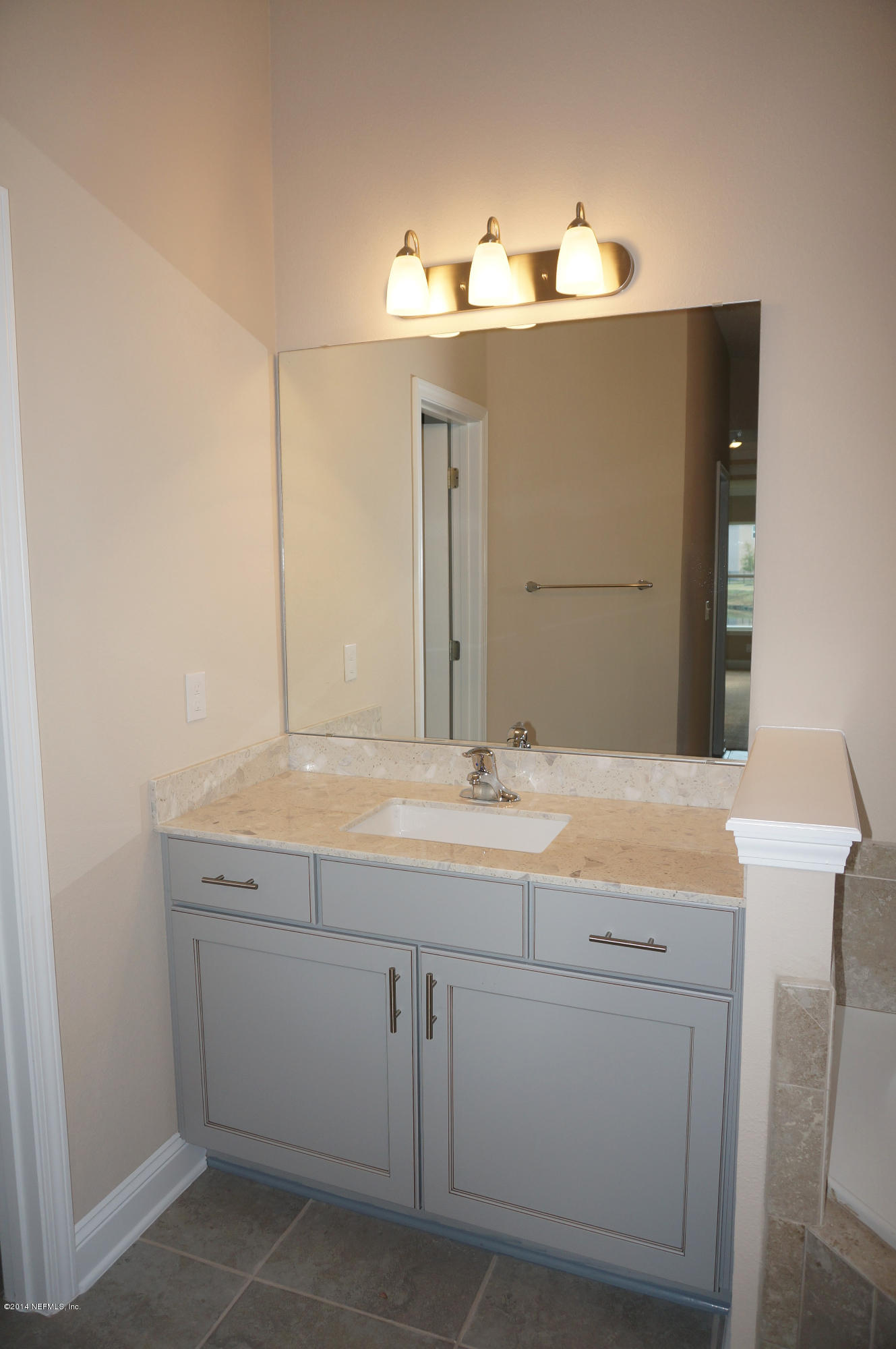 159 Prince Albert Avenue St. Johns, FL 32259 - Photo 33 of 43 a bathroom with a sink and mirror