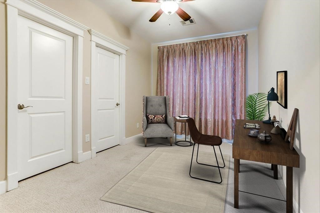 830 West 19th Street, Unit B Houston, TX 77008 - Photo 6 of 38 a living room with furniture and a potted plant
