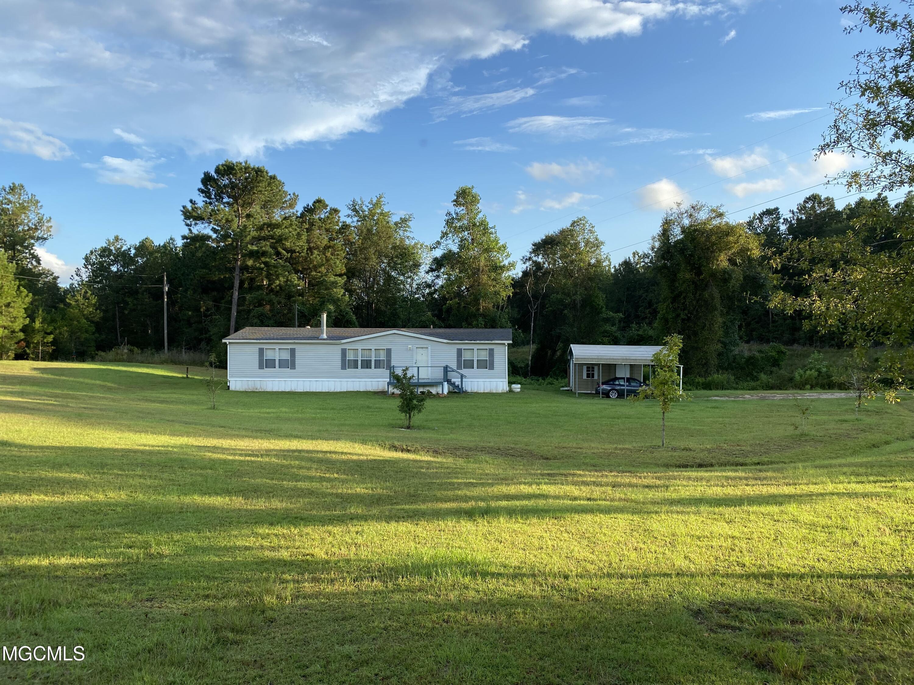 25 Hester Loop Perkinston, MS 39573 - Photo 1 of 20 6A8E08F8-A57C-4D8E-9A1C-0B19FEF1ADBE