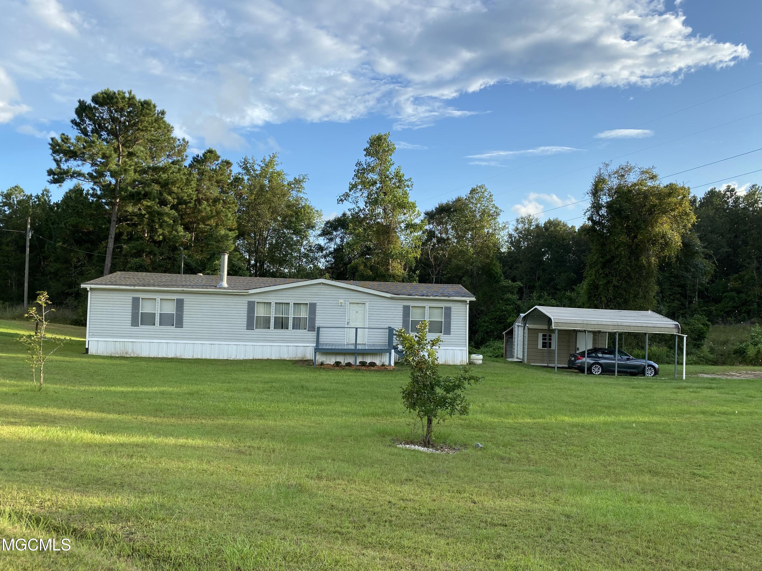 25 Hester Loop Perkinston, MS 39573 - Photo 2 of 20 A6E2CAB8-F584-4547-943F-97492DD50442