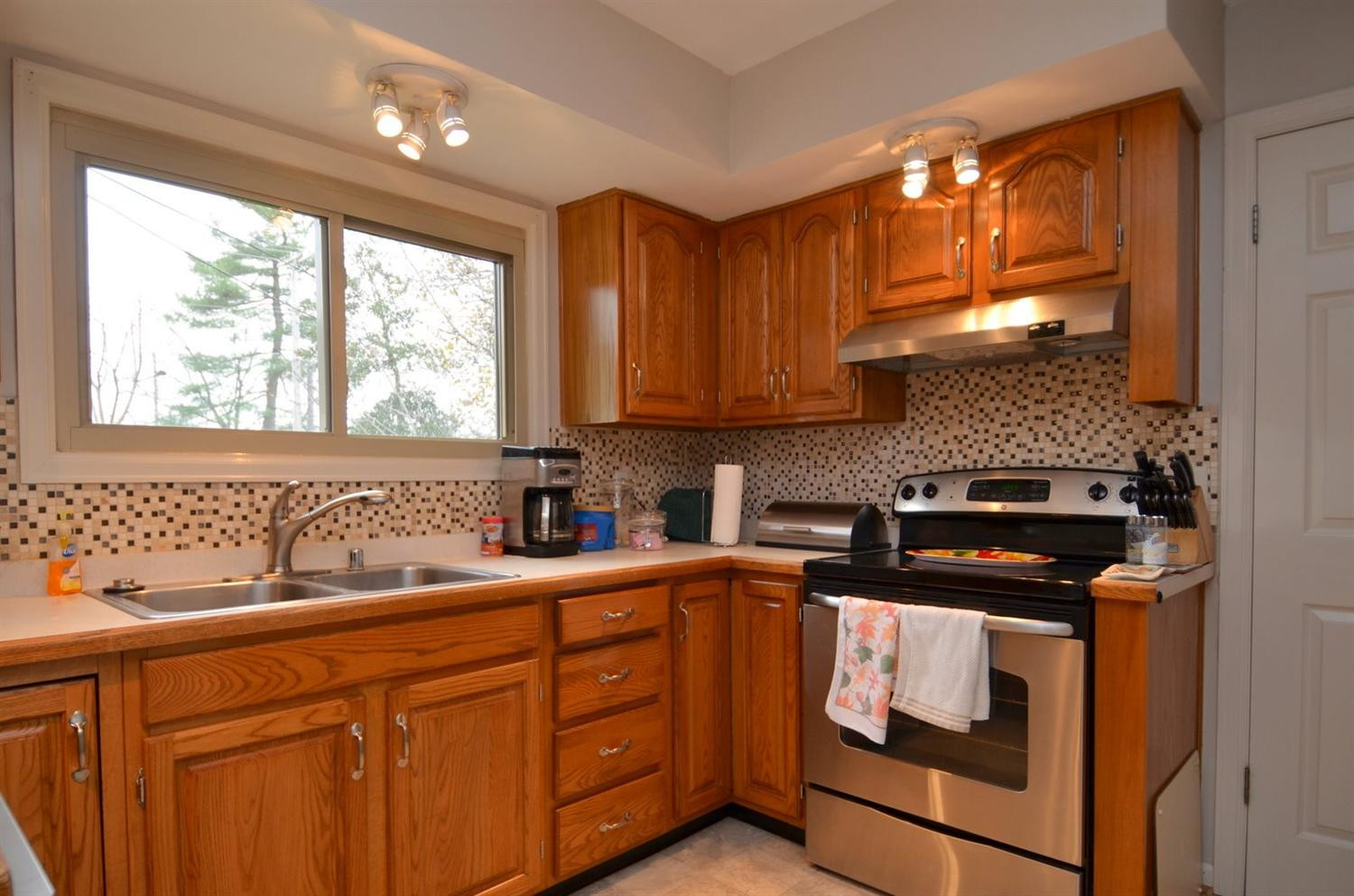 2085 Williamsburg Road Lexington, KY 40504 - Photo 13 of 28 Photo 13