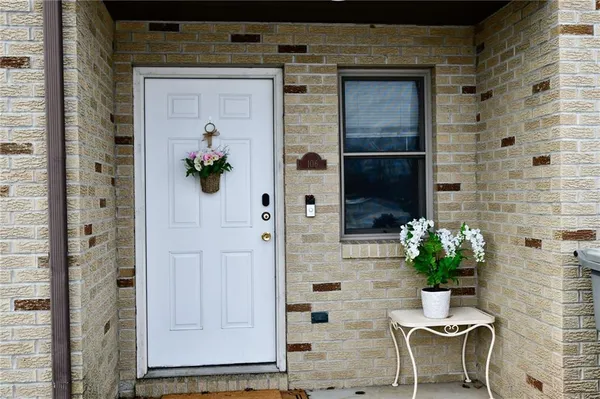 $234,500 | 106 Meadowview Drive, Renfrew, PA 16053