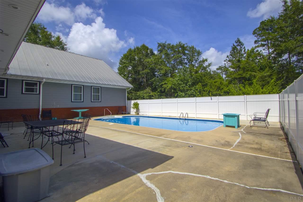 1289 Neal Road Cantonment, FL 32533 - Photo 17 of 44
