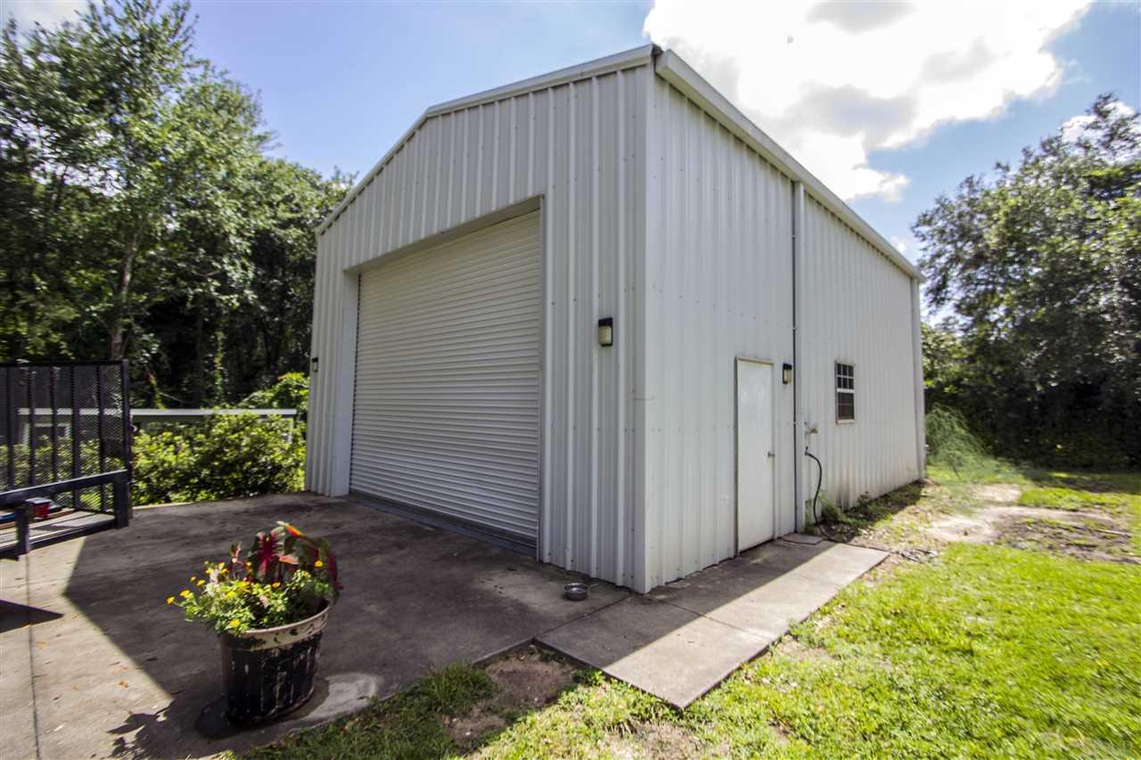 1289 Neal Road Cantonment, FL 32533 - Photo 4 of 44