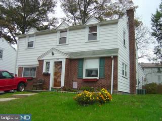 1425 Steel Road Havertown, PA 19083 - Photo 1 of 6 a front view of a house with a garden