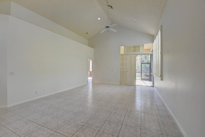 6684 Northwest 25th Avenue Boca Raton, FL 33496 - Photo 7 of 32 20200623000615670229000000-o