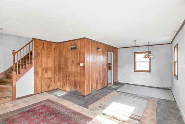 $325,000 | 1623 Sawyer Avenue, Glen Ellyn, IL 60137