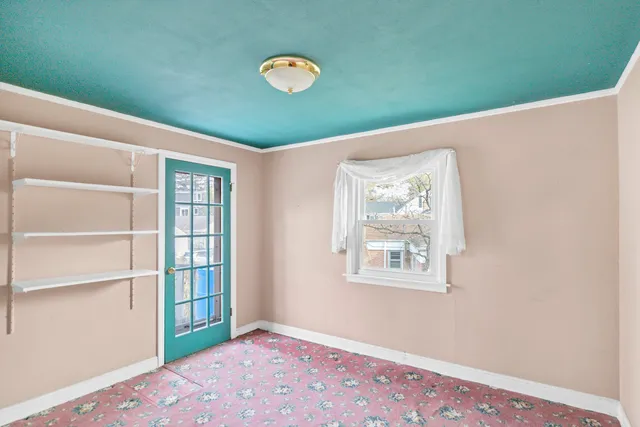 $325,000 | 1623 Sawyer Avenue, Glen Ellyn, IL 60137