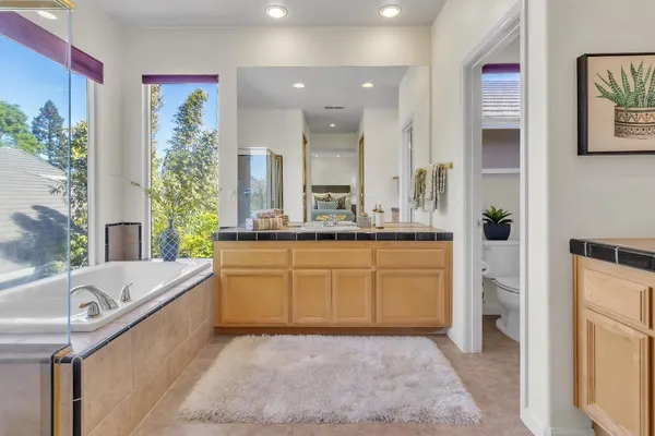 $749,000 | 905 Glide Ferry Way, Sacramento, CA 95831