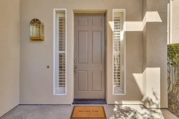 $749,000 | 905 Glide Ferry Way, Sacramento, CA 95831