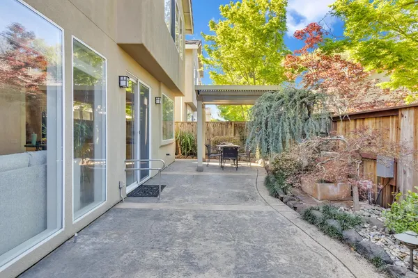 $749,000 | 905 Glide Ferry Way, Sacramento, CA 95831