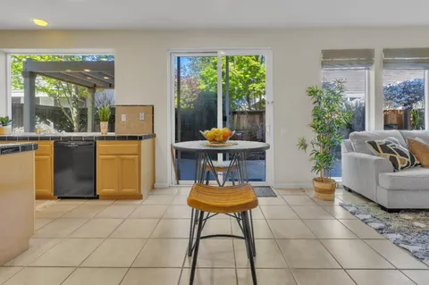 $769,000 | 905 Glide Ferry Way, Sacramento, CA 95831