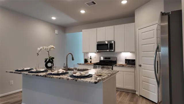 $2,150 | 8356 Bristlecone Pine Way, Magnolia, TX 77354