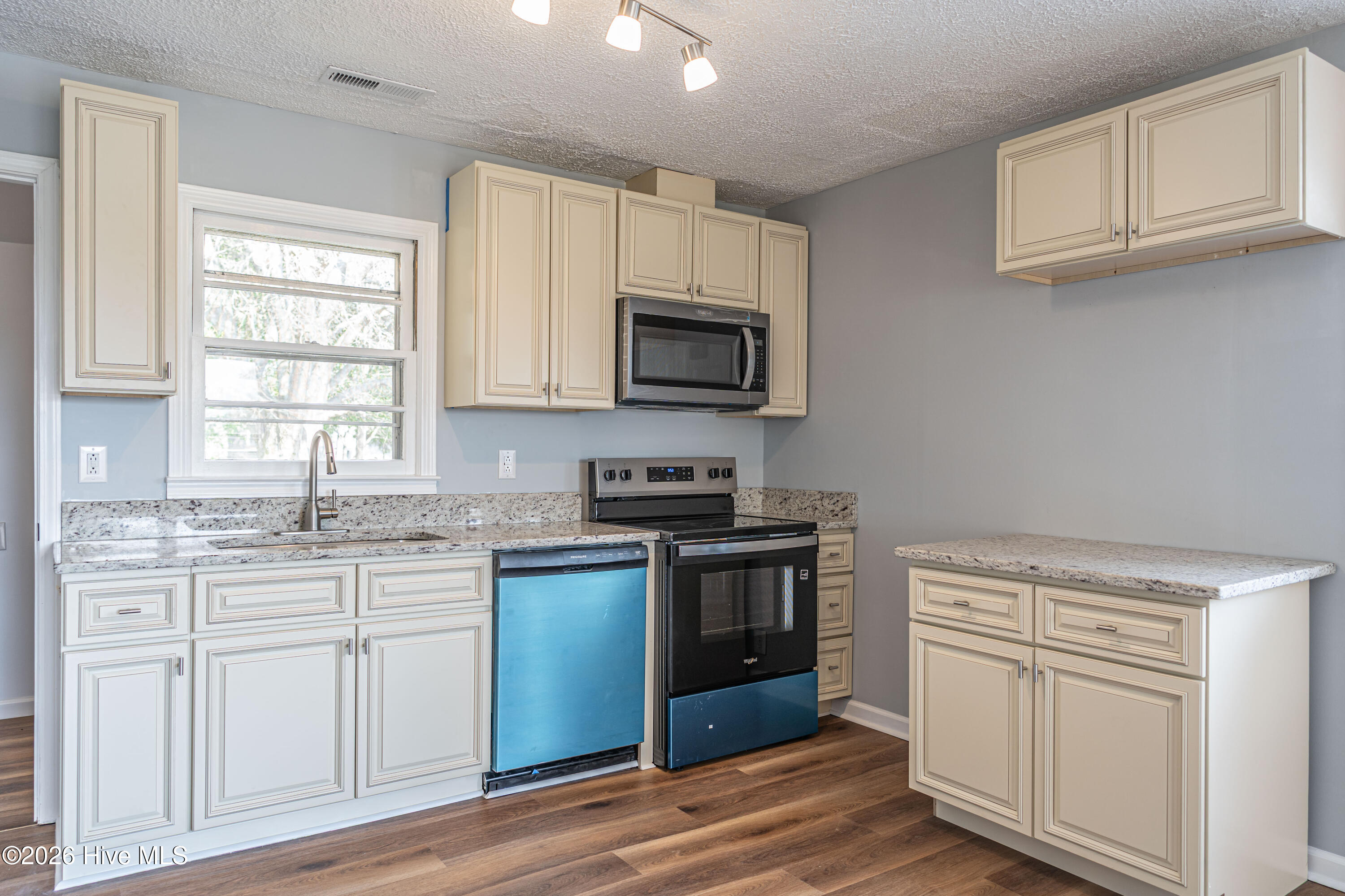 242 Emery Road Jackson Springs, NC 27281 - Photo 10 of 32 DSC01457