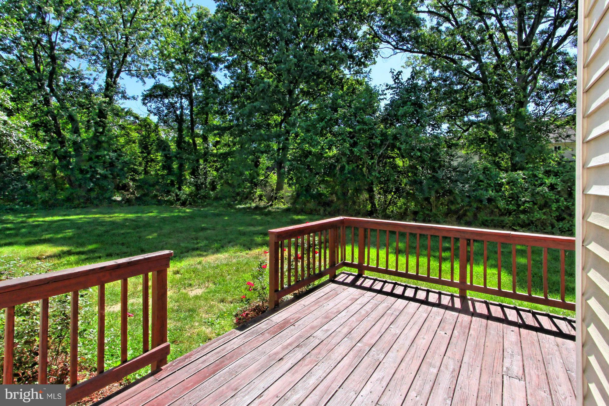 1909 Woodford Road Vienna, VA 22182 - Photo 27 of 30 Exterior (Rear)