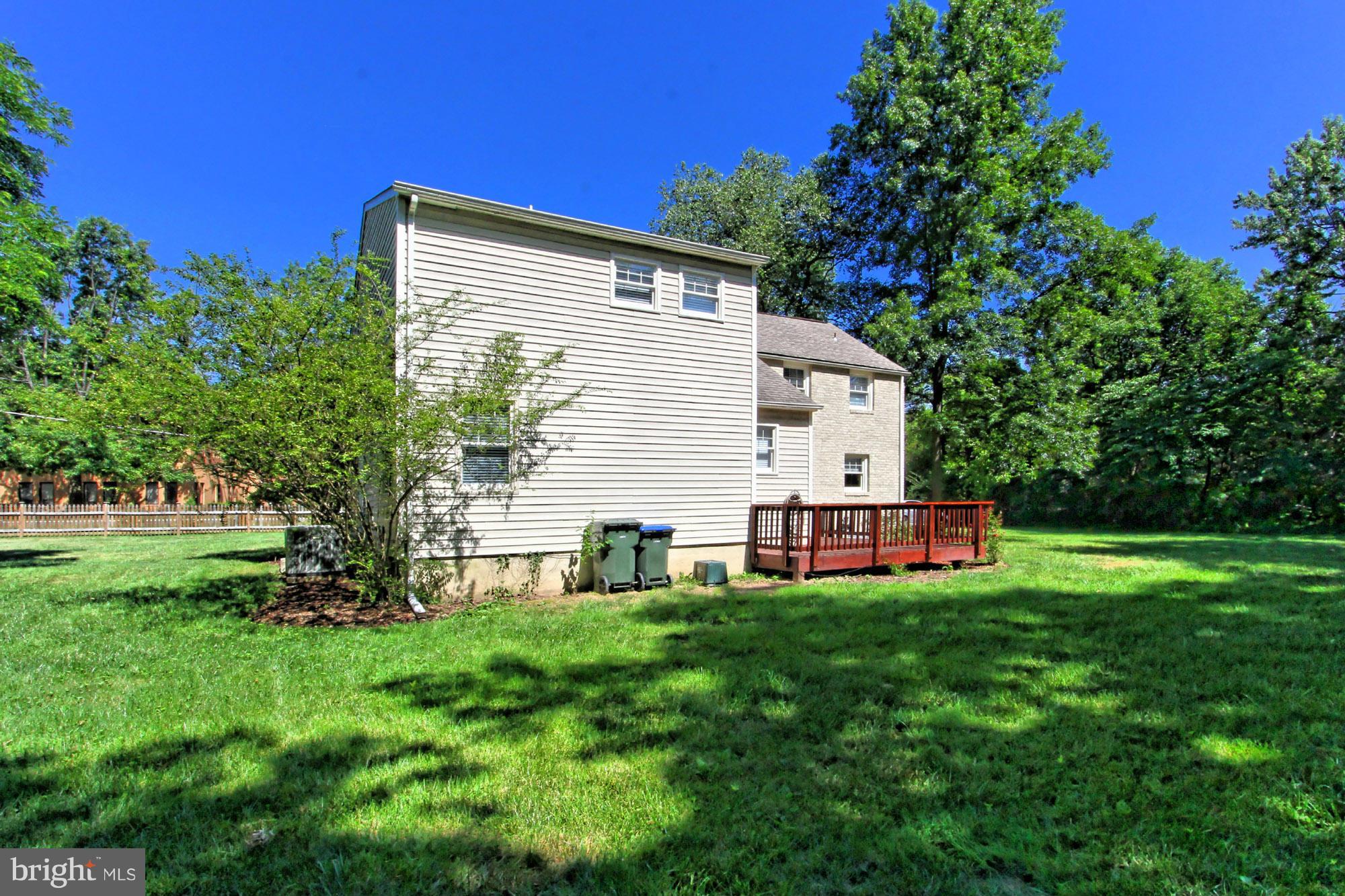 1909 Woodford Road Vienna, VA 22182 - Photo 30 of 30 Exterior (Rear)