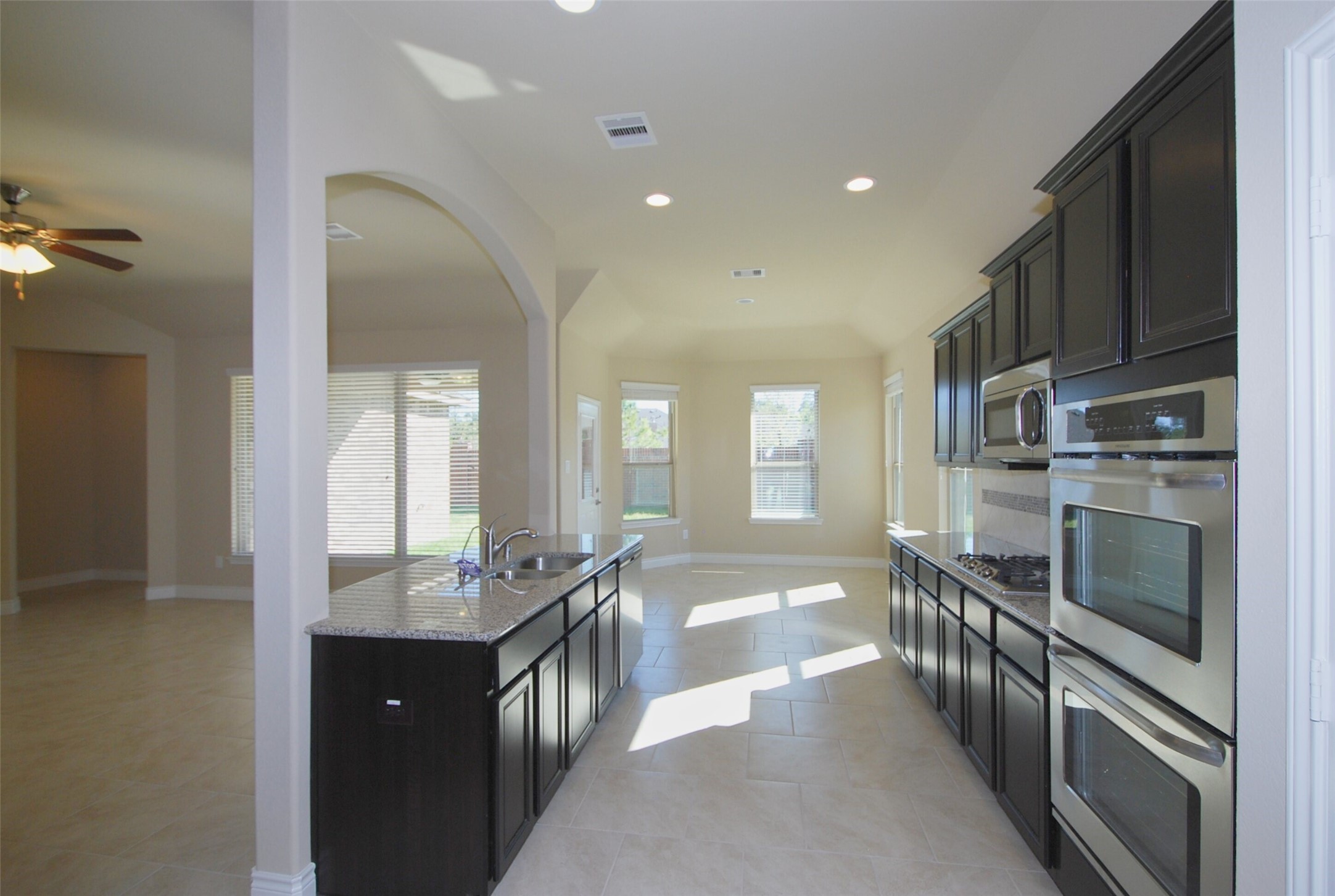 5607 South Denham Ridge Lane Spring, TX 77389 - Photo 13 of 42