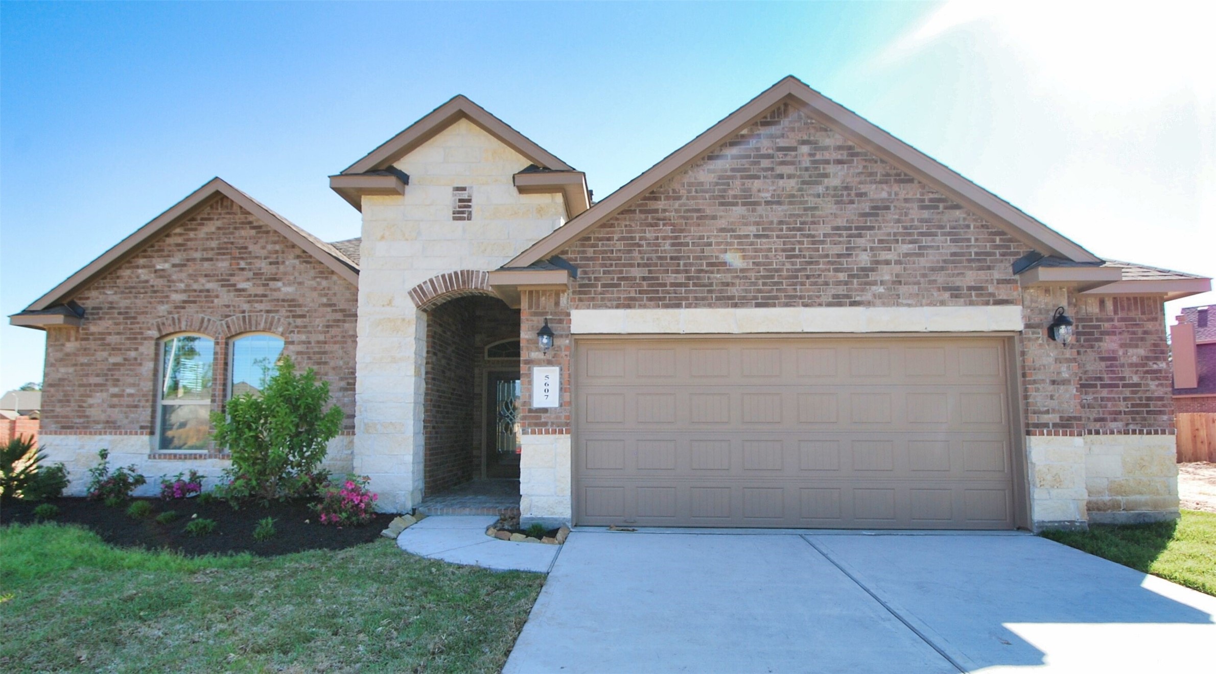 5607 South Denham Ridge Lane Spring, TX 77389 - Photo 2 of 42