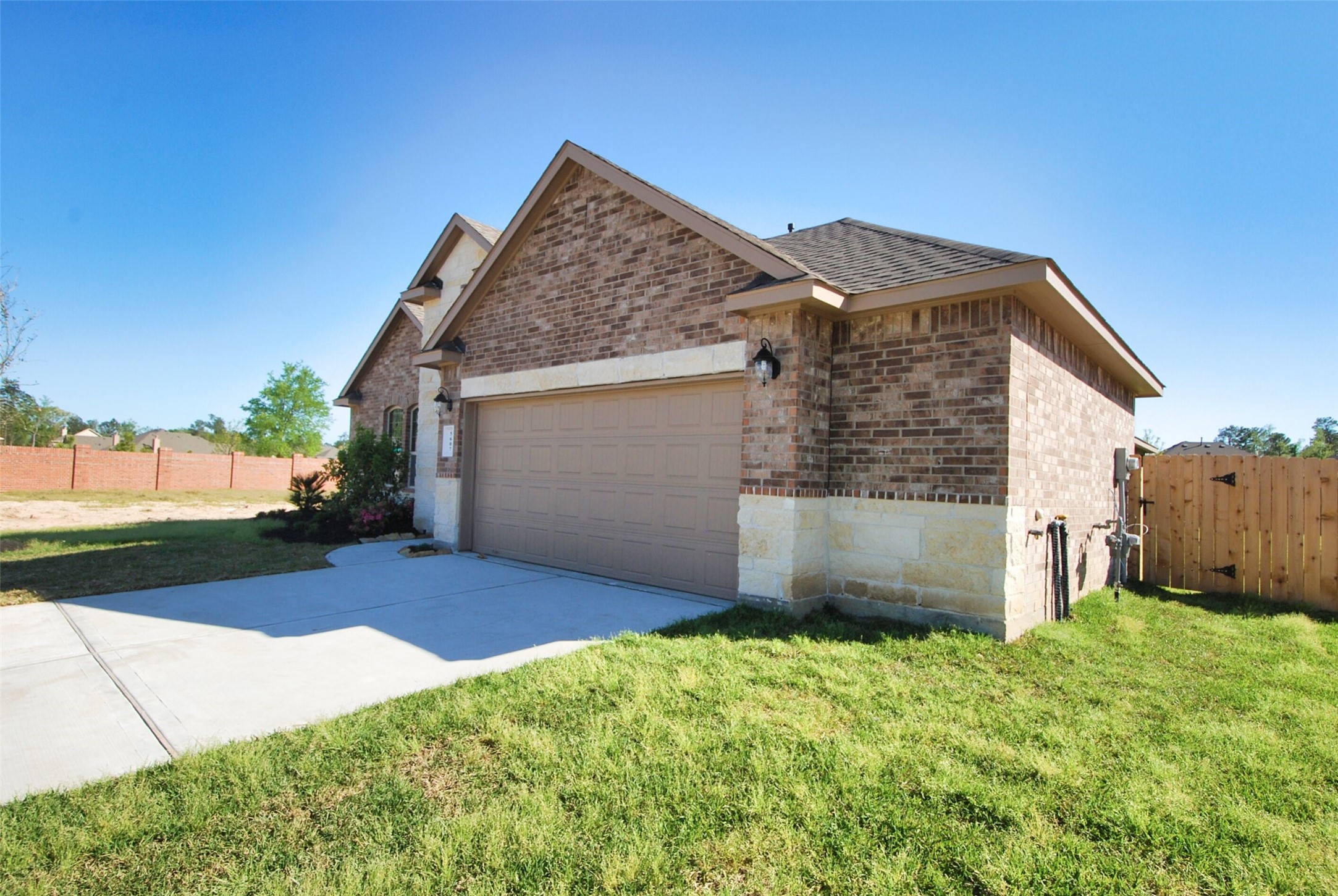 5607 South Denham Ridge Lane Spring, TX 77389 - Photo 4 of 42