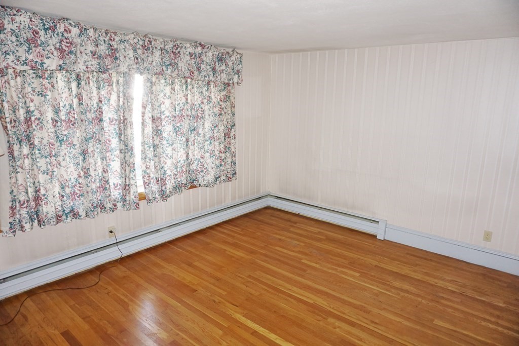 66 Totman Road Lowell, MA 01854 - Photo 16 of 24 Gallery Image 16