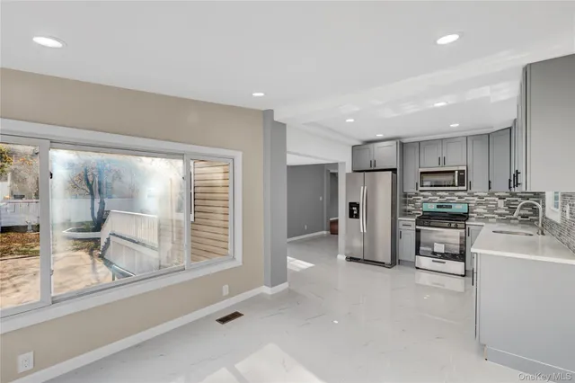 $599,888 | 239 Bayview Avenue, East Patchogue, NY 11772