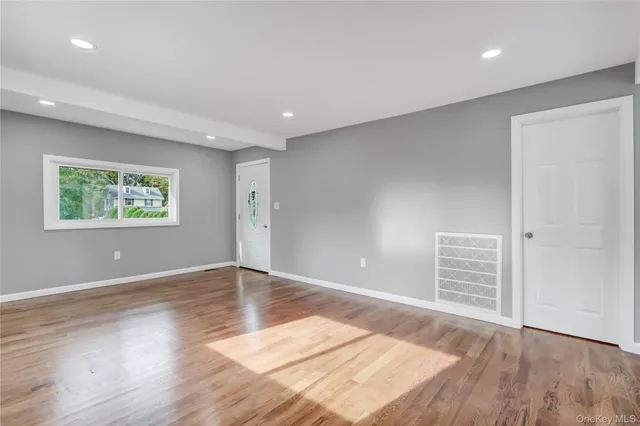 $599,888 | 239 Bayview Avenue, East Patchogue, NY 11772