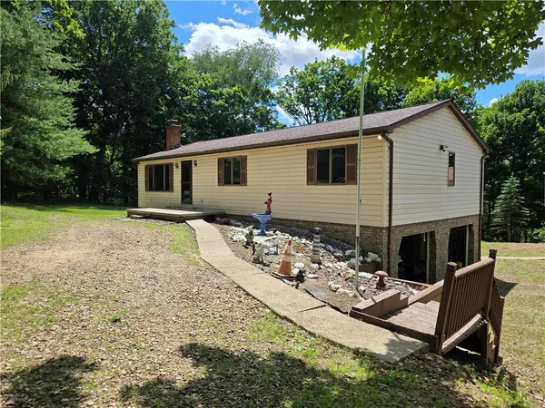 $344,900 | 163 Noll Road, Georgetown, PA 15043
