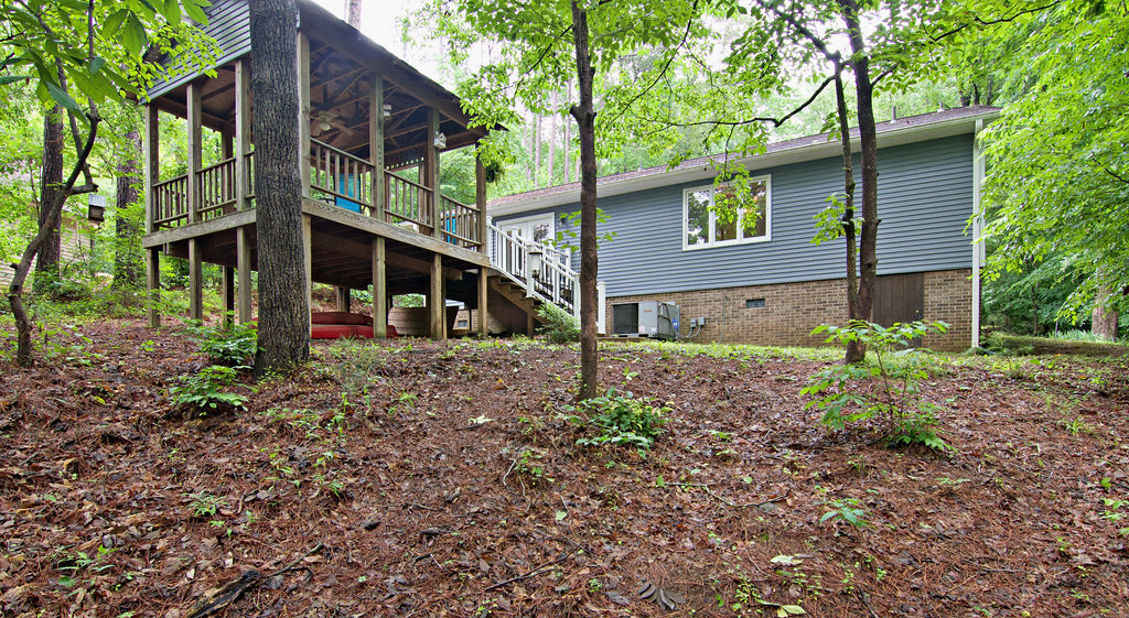 1279 Coneross Point Drive Seneca, SC 29678 - Photo 32 of 48