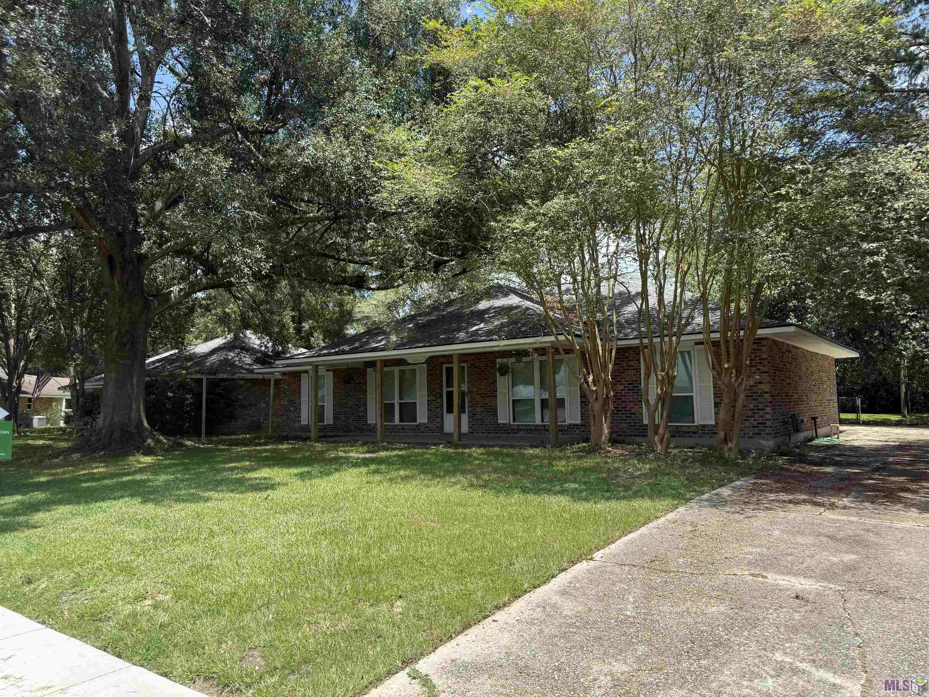 12064 Post Drive Baton Rouge, LA 70818 - Photo 2 of 16