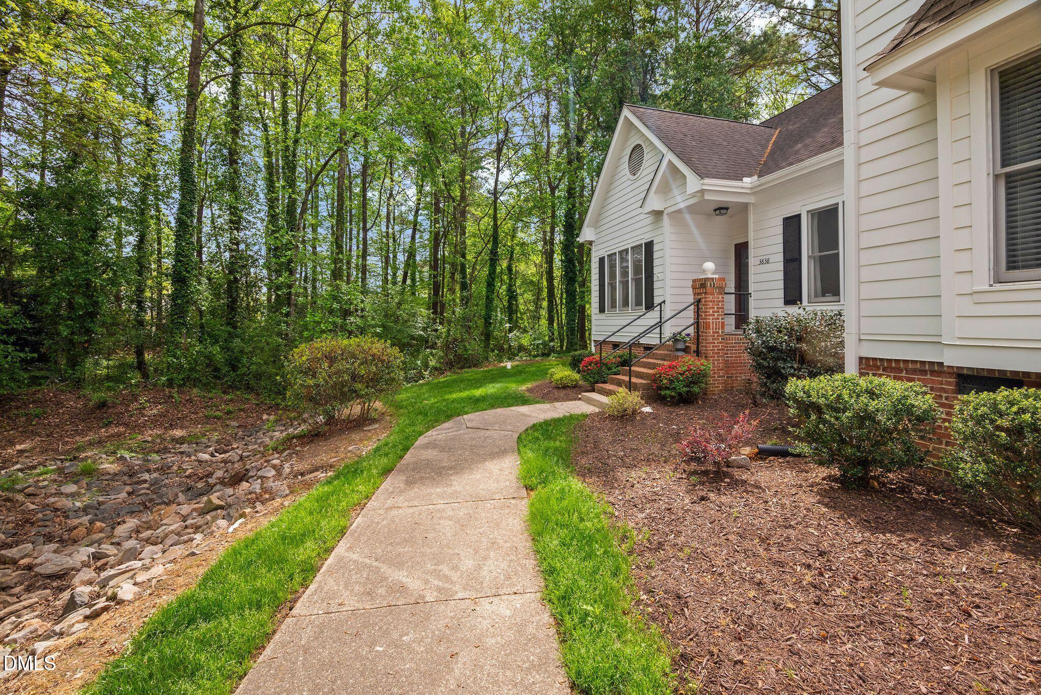 3838 Carnegie Lane Raleigh, NC 27612 - Photo 4 of 40 18_DSC_5365