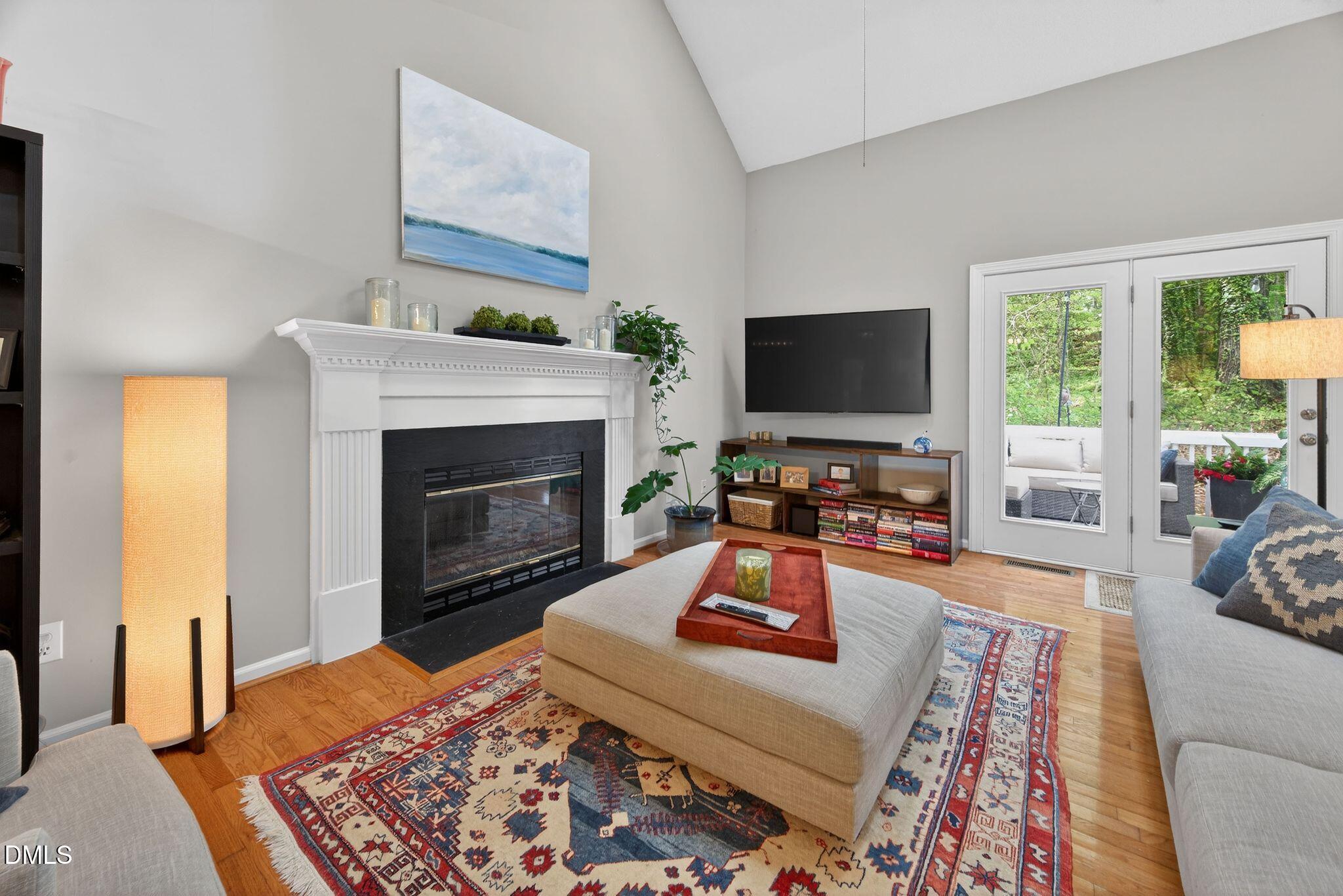 3838 Carnegie Lane Raleigh, NC 27612 - Photo 7 of 40 33_02-3838-carnegie-ln-living-room