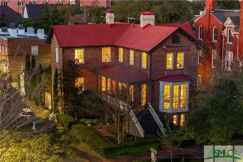 $3,200,000 | 304 East Gaston Street, Savannah, GA 31401
