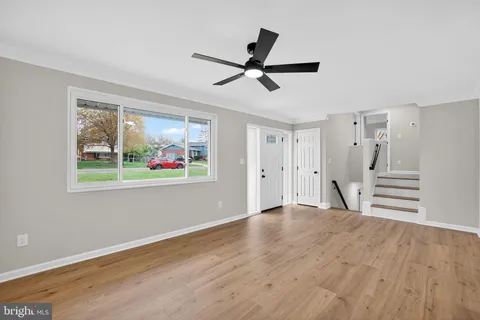 $819,900 | 3811 Egan Drive, Fairfax, VA 22030