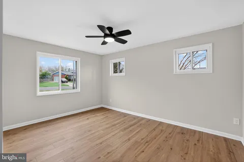 $819,900 | 3811 Egan Drive, Fairfax, VA 22030