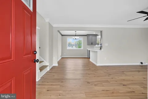 $819,900 | 3811 Egan Drive, Fairfax, VA 22030