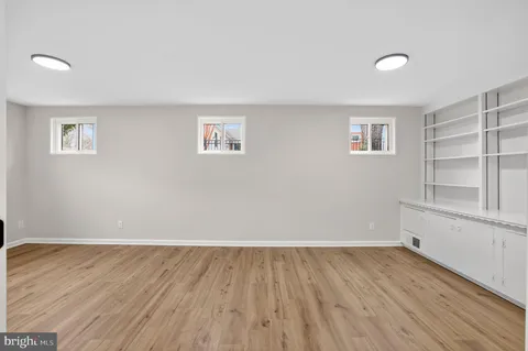 $819,900 | 3811 Egan Drive, Fairfax, VA 22030