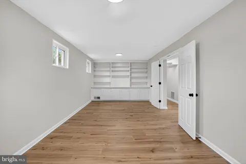 $819,900 | 3811 Egan Drive, Fairfax, VA 22030